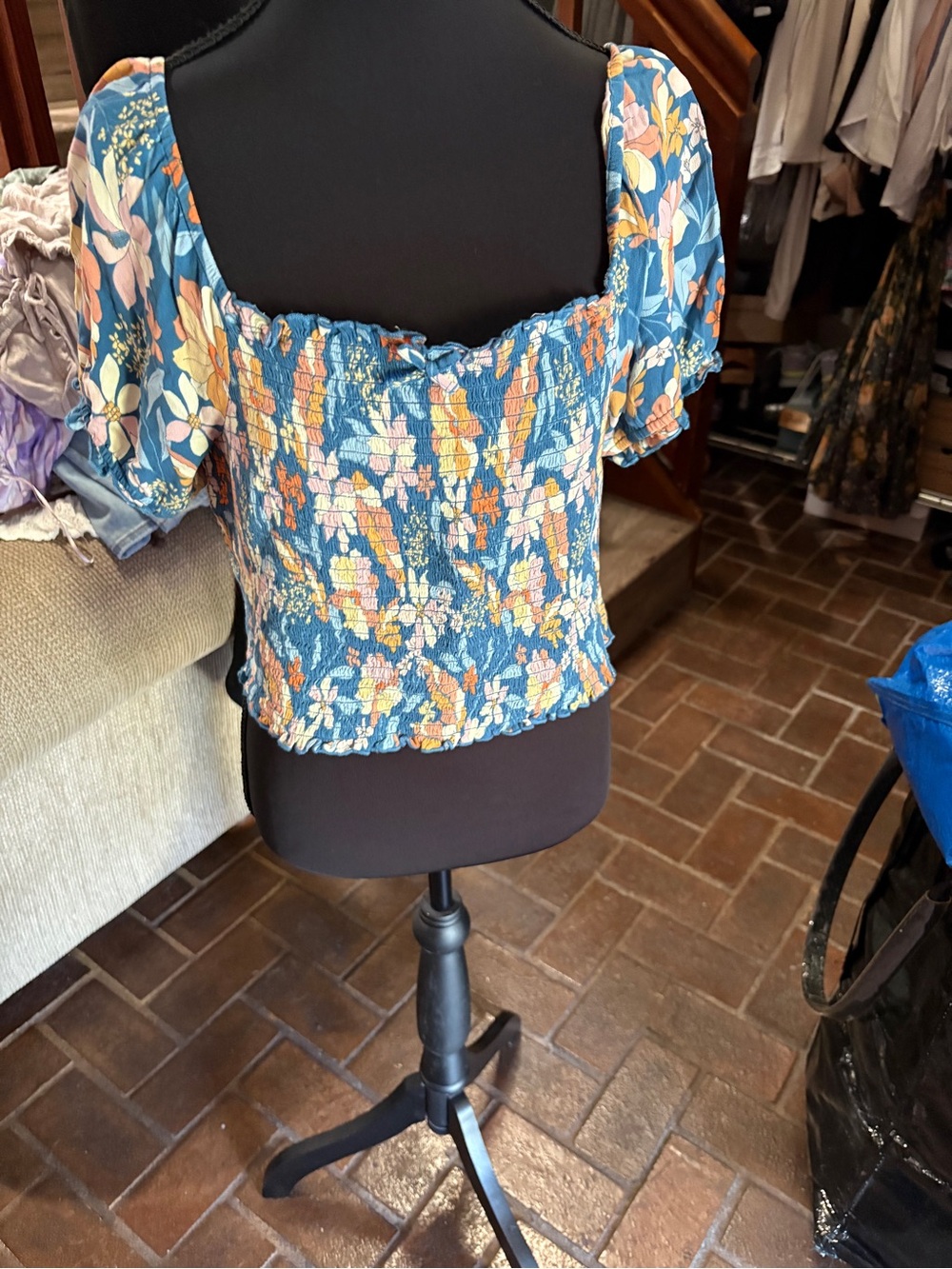 Aerie Floral Smocked Square-Neck Crop Top - Blue/Peach